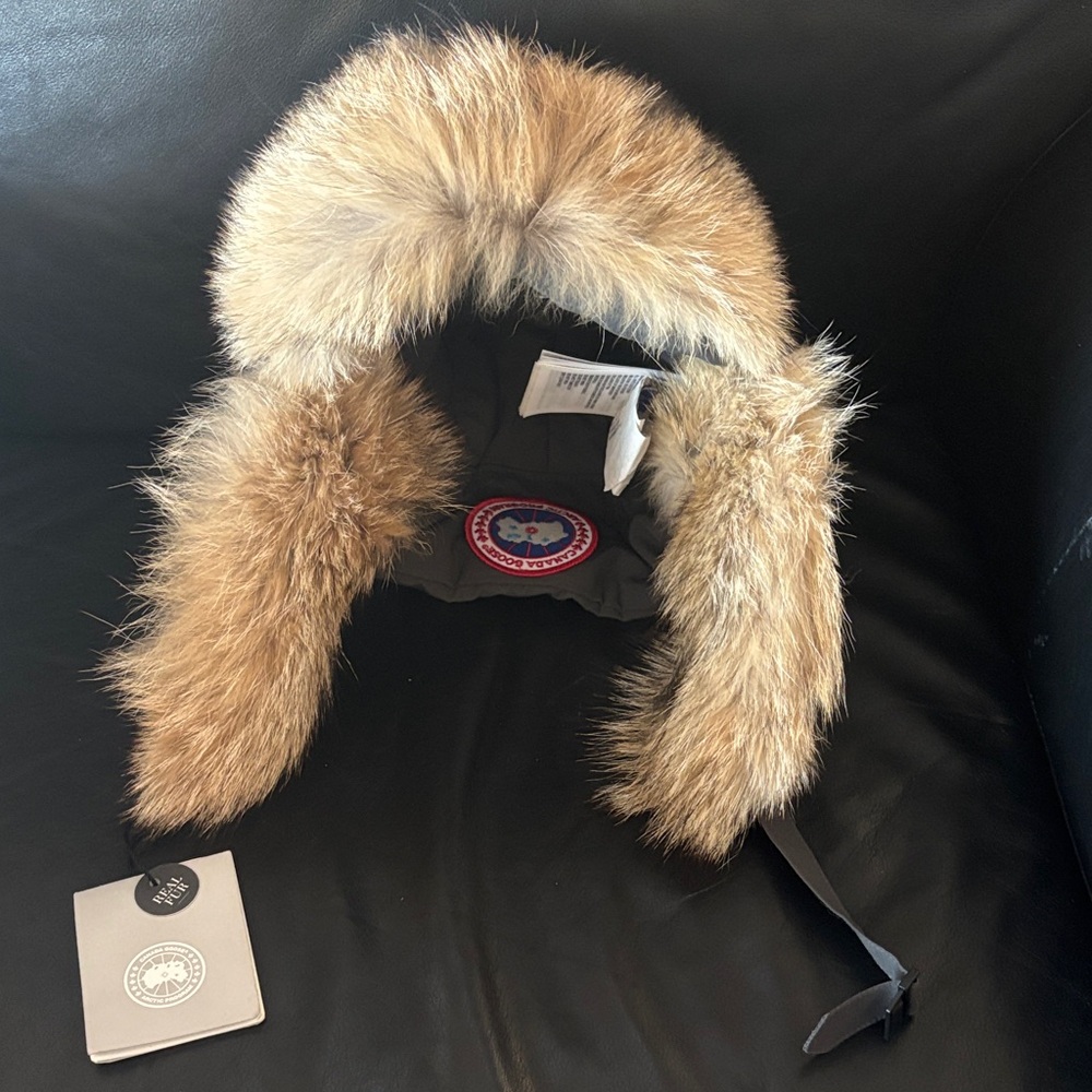 Canada Goose Grey Coyote Fur Lined Duck Down Trapper Hat Sz L/XL NWT$325
